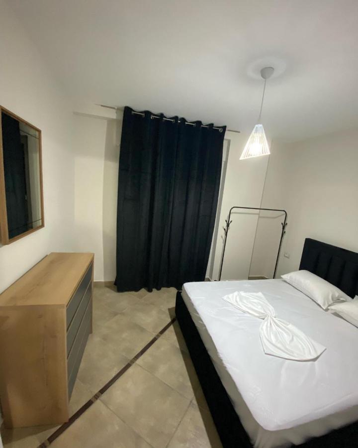 Tirana View Apartment 3 With To Double Rooms! Bagian luar foto